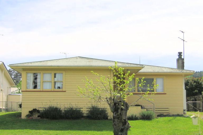 Photo of property in 9 Walsh Street, Mangapapa, Gisborne, 4010