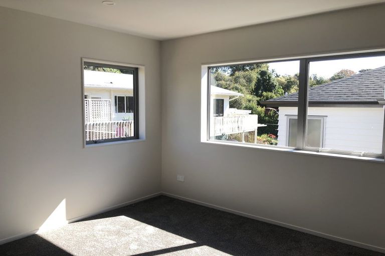 Photo of property in 12a Diana Drive, Glenfield, Auckland, 0627
