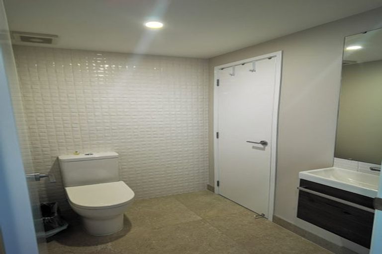 Photo of property in 12 Spotted Dove Road, Hobsonville, Auckland, 0616