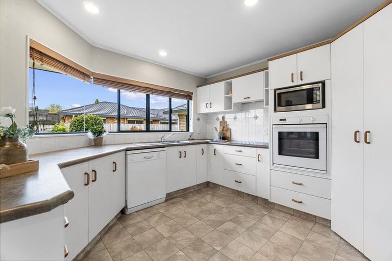 Photo of property in 17 The Haven, Flagstaff, Hamilton, 3210