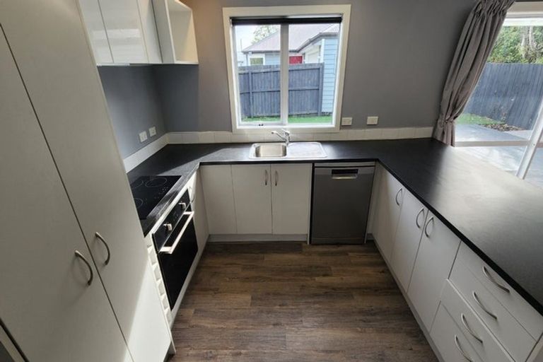 Photo of property in 43 Wyon Street, Linwood, Christchurch, 8062