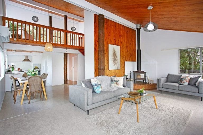 Photo of property in 10 Cameron Town Road, Pukekohe, 2678