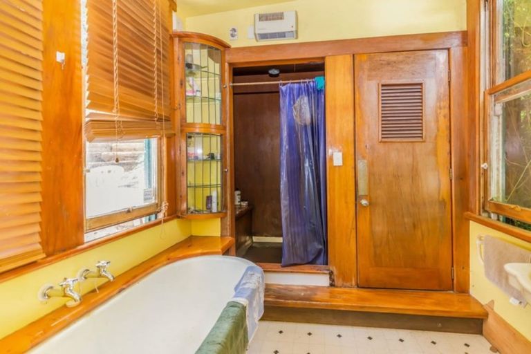 Photo of property in 40 Devon Street, Aro Valley, Wellington, 6021