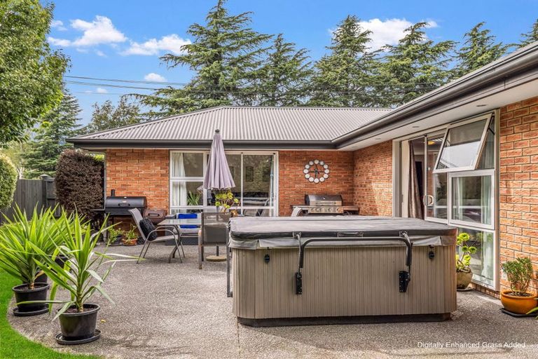 Photo of property in 10 Russell Street, Darfield, 7510