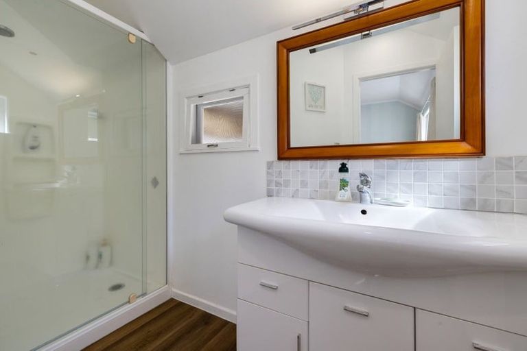 Photo of property in 52 Grosvenor Street, Cambridge, 3434