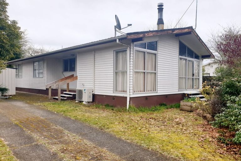 Photo of property in 27 Noni Street, Turangi, 3334