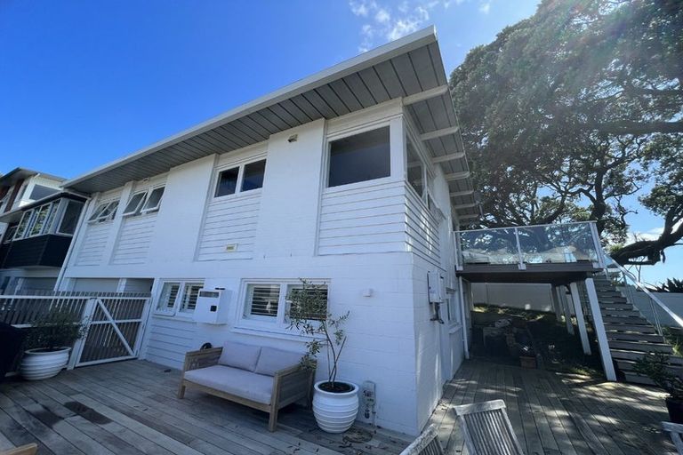 Photo of property in 1/4 Beach Road, Castor Bay, Auckland, 0620