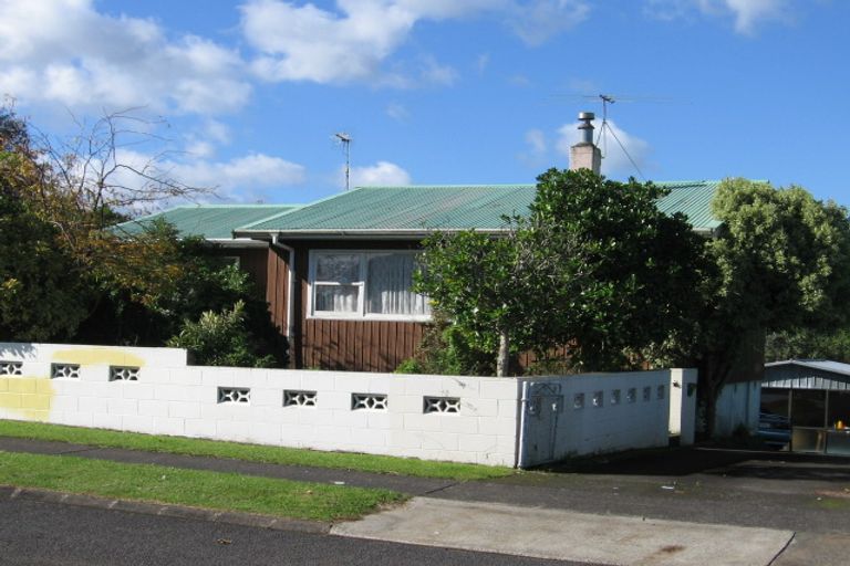 Photo of property in 18 Vickerman Street, Otara, Auckland, 2023