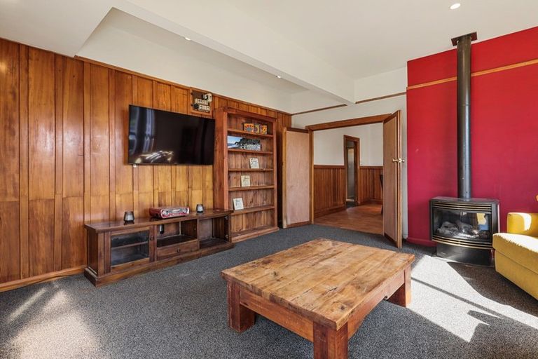 Photo of property in 105 Smith Street, Woolston, Christchurch, 8062