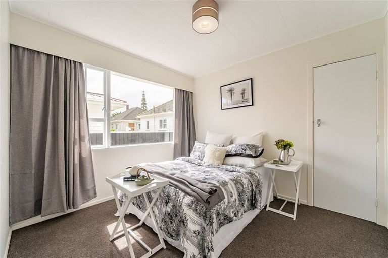 Photo of property in 257 Waterloo Road, Fairfield, Lower Hutt, 5011