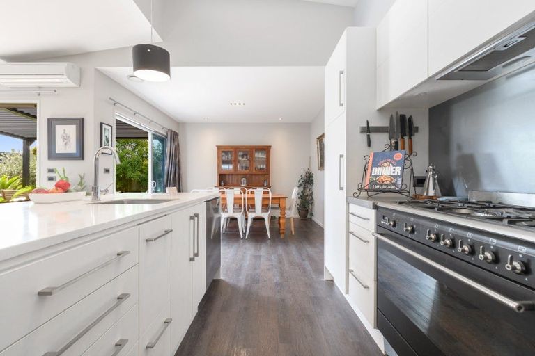 Photo of property in 7 Rexford Heights, Pyes Pa, Tauranga, 3112