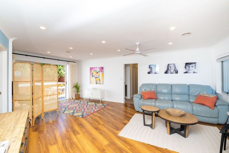 Photo of property in 60 Le Quesne Road, Bay View, Napier, 4104