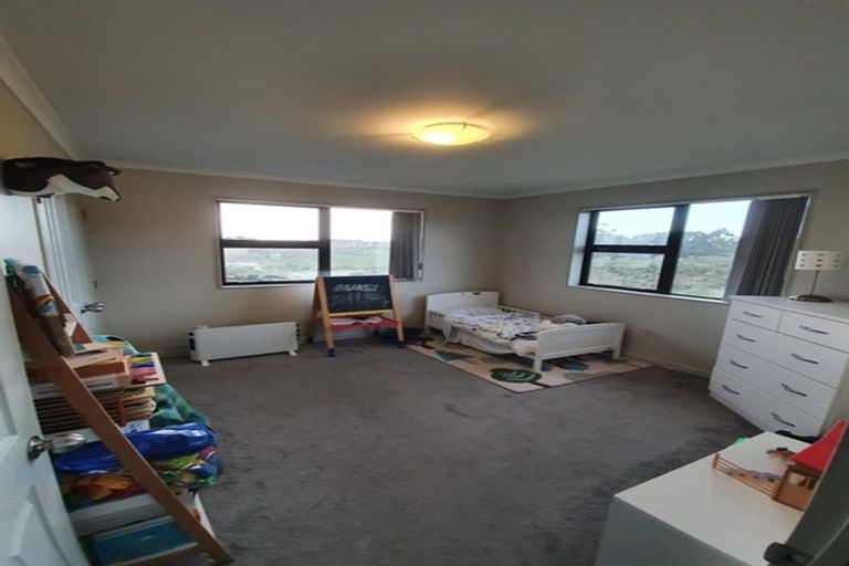 Photo of property in 91 Keri Vista Rise, Papakura, 2110