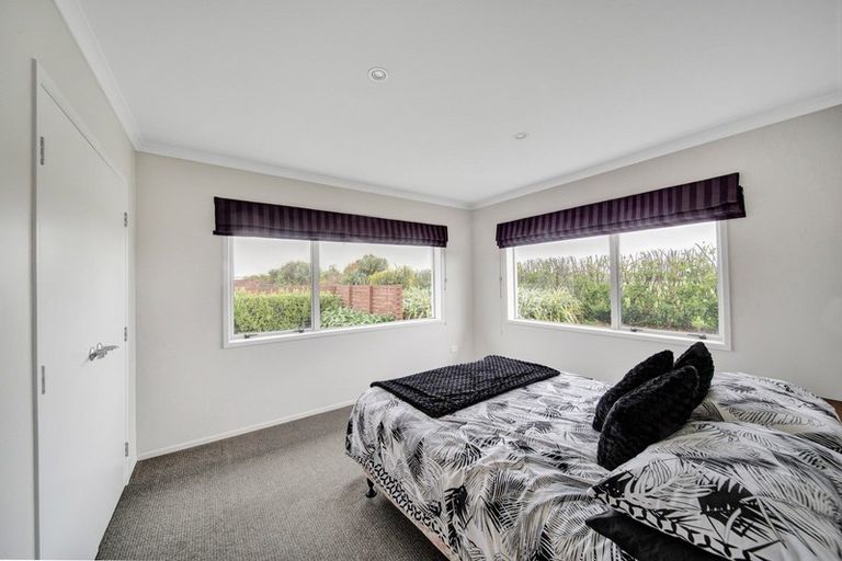 Photo of property in 72 Turangi Road, Motunui, Waitara, 4383