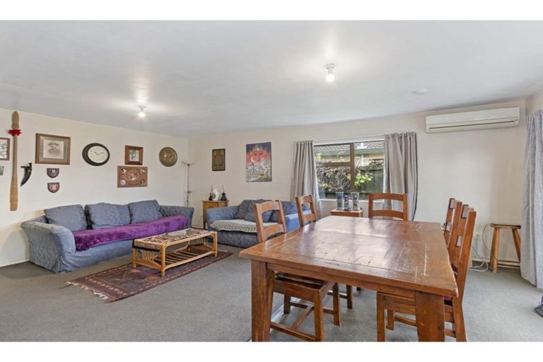 Photo of property in 43 Arcon Drive, Broomfield, Christchurch, 8042