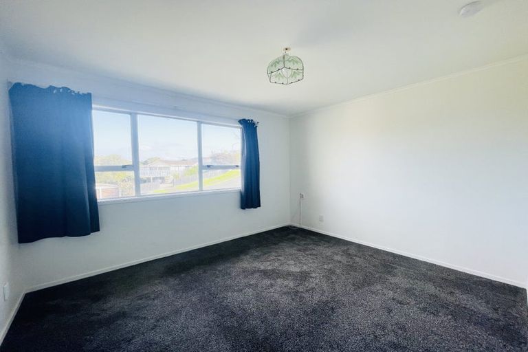 Photo of property in 90 Oriel Avenue, Tawa, Wellington, 5028