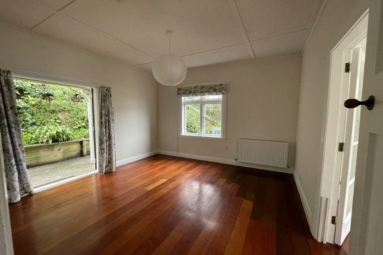 Photo of property in 38 Ribble Street, Island Bay, Wellington, 6023