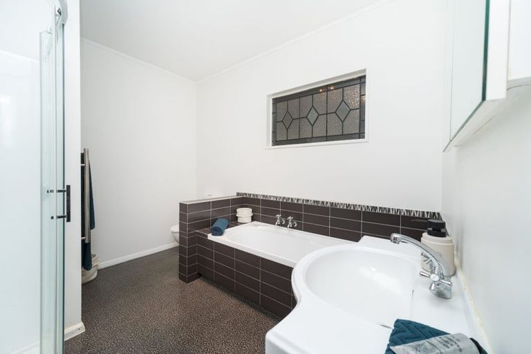 Photo of property in 8 Frederick Street, Terrace End, Palmerston North, 4410