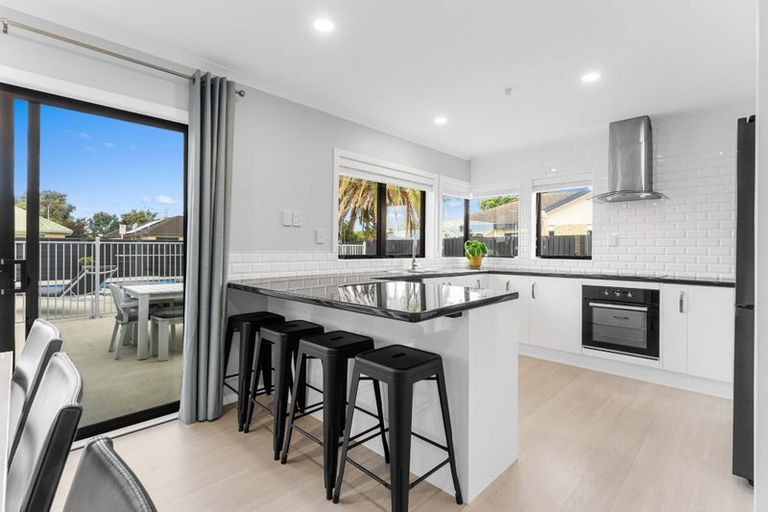 Photo of property in 11 Thoroughbred Place, Papamoa Beach, Papamoa, 3118
