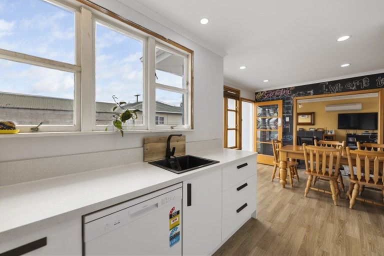 Photo of property in 29 Stirling Street, Oamaru North, Oamaru, 9400