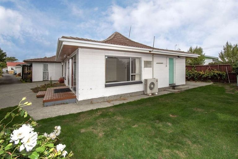 Photo of property in 4/18 Hardy Street, New Brighton, Christchurch, 8061