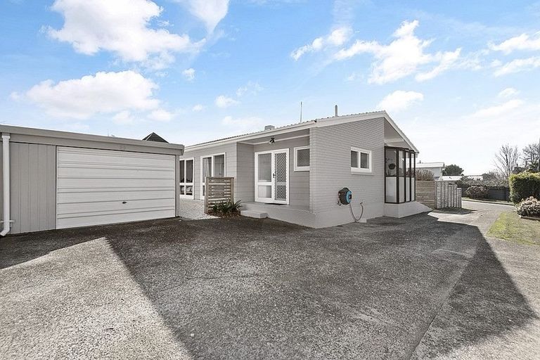 Photo of property in 4 Hookey Drive, Te Puke, 3119