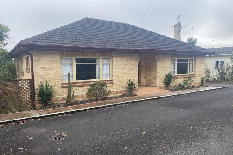 Photo of property in 76 Storey Avenue, Forest Lake, Hamilton, 3200