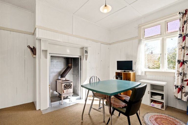 Photo of property in 24 Seymour Street, Waitara, 4320