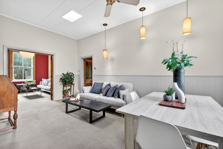 Photo of property in 24 Papawai Road, Greytown, 5712