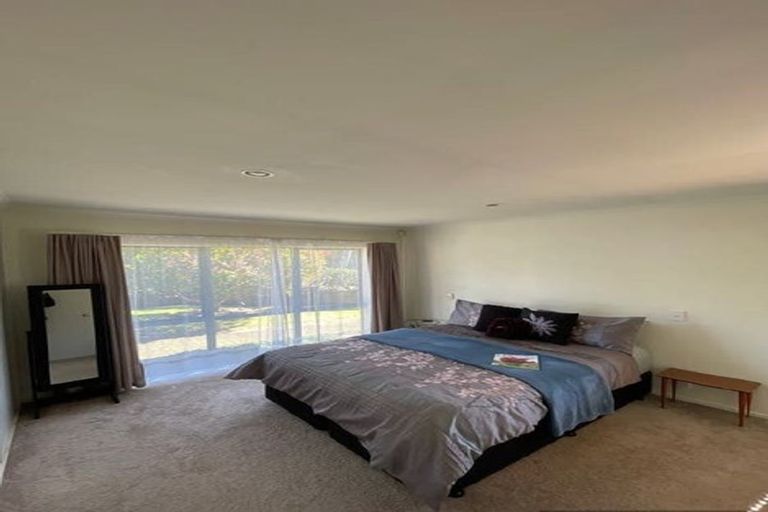 Photo of property in 20 Rush Creek Drive, Westgate, Auckland, 0614