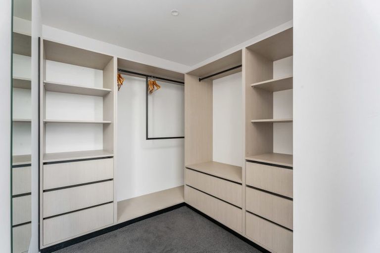 Photo of property in 28 Stackbrae Avenue, Wanaka, 9305