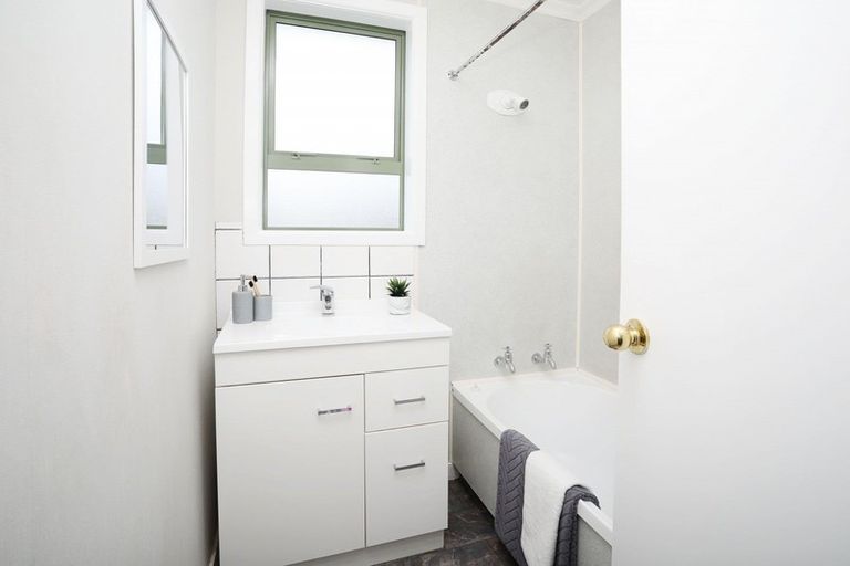 Photo of property in 5 Joseph Street, Waverley, Invercargill, 9810