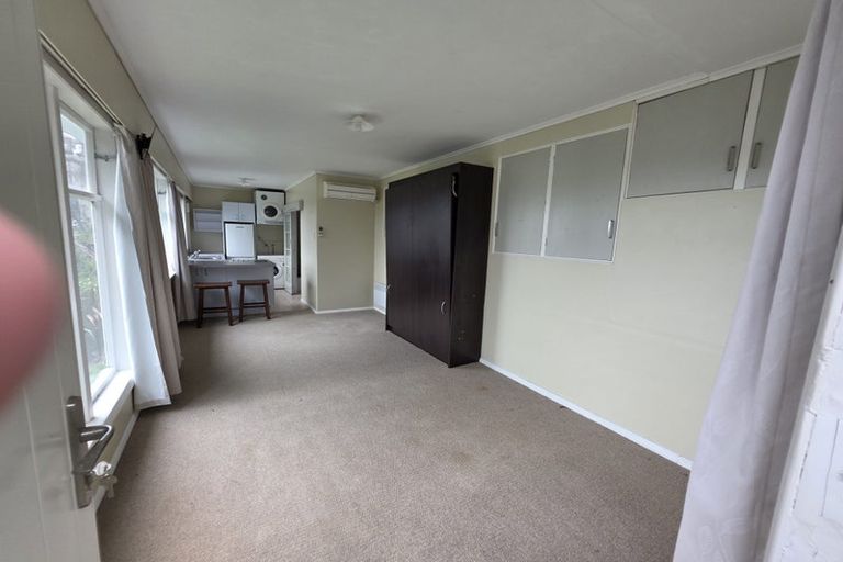 Photo of property in 37 Balfour Street, Mornington, Wellington, 6021