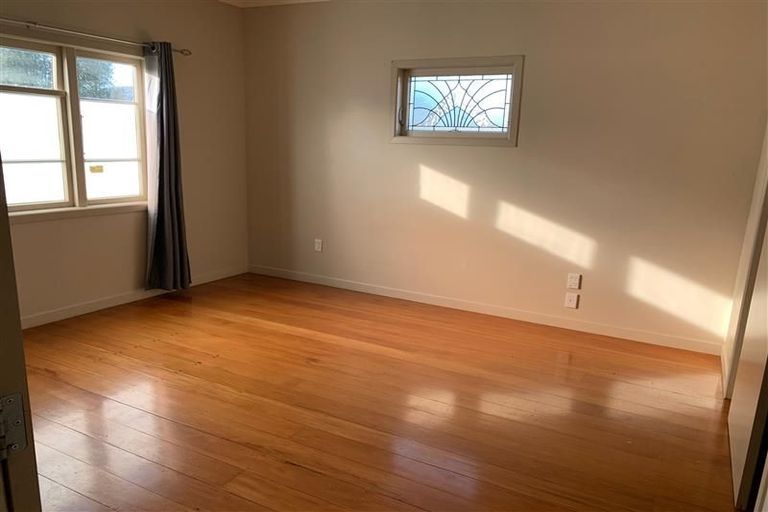 Photo of property in 24 Nixon Street, Hamilton East, Hamilton, 3216