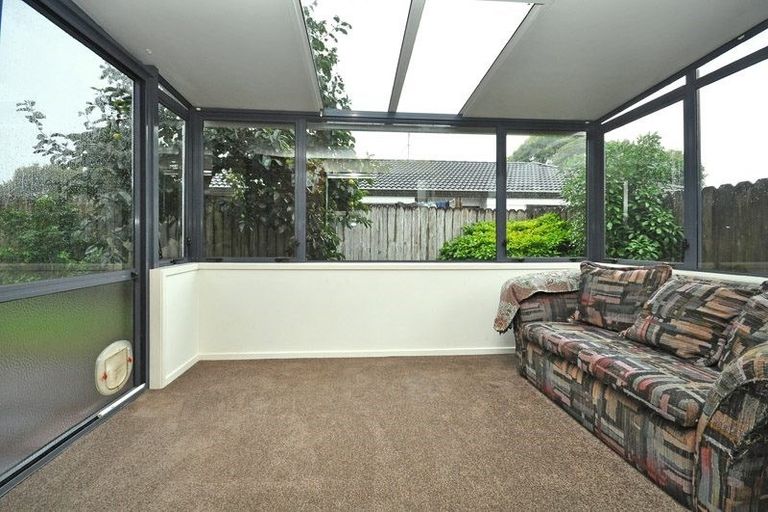 Photo of property in 11a Carnoustie Drive, Wattle Downs, Auckland, 2103