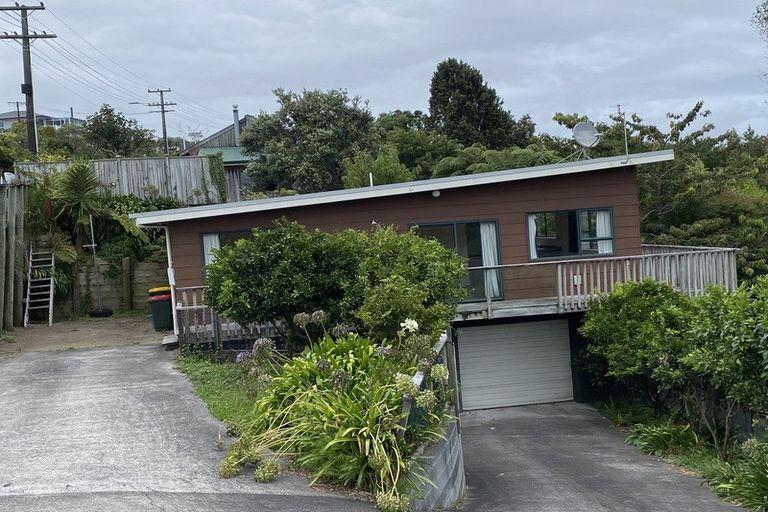 Photo of property in 182 Mangorei Road, Merrilands, New Plymouth, 4312