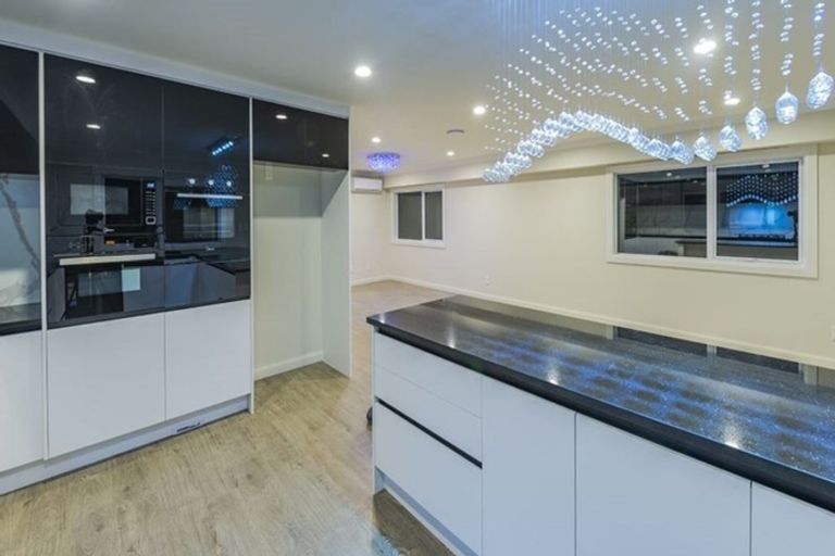 Photo of property in 16 Quattro Avenue, Flat Bush, Auckland, 2019