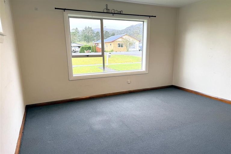 Photo of property in 3 Inverness Street, Dunollie, Runanga, 7803