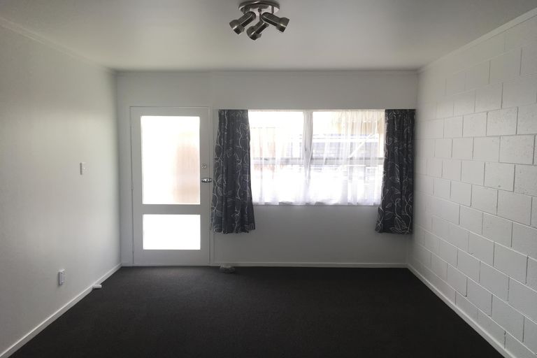 Photo of property in 7/18 Aubrey Street, Regent, Whangarei, 0112