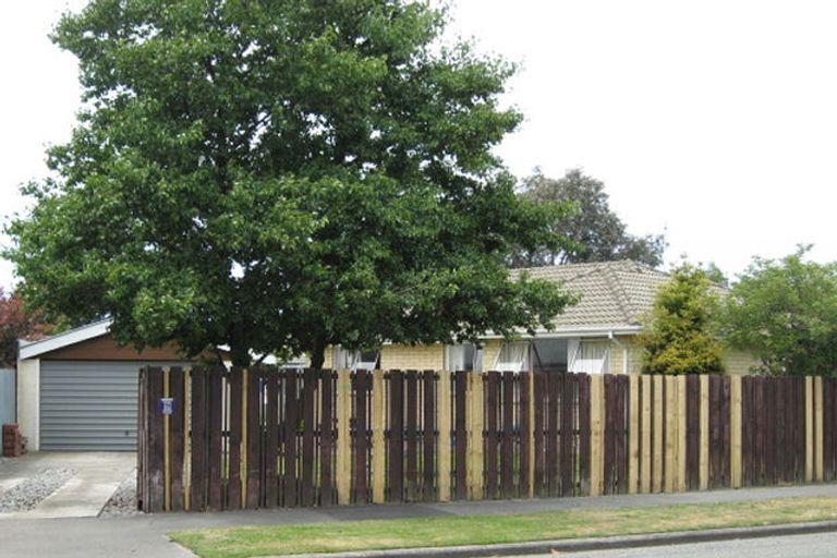 Photo of property in 4 Pateke Place, Bromley, Christchurch, 8062