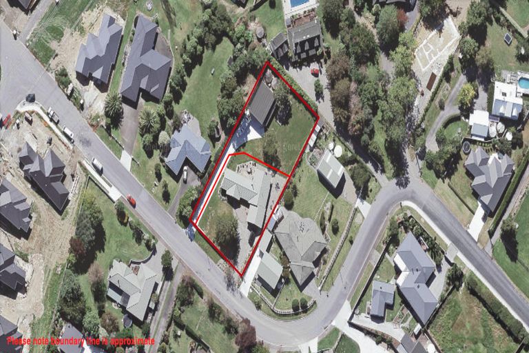 Photo of property in 6 Applemoors Way, Riverhead, 0820