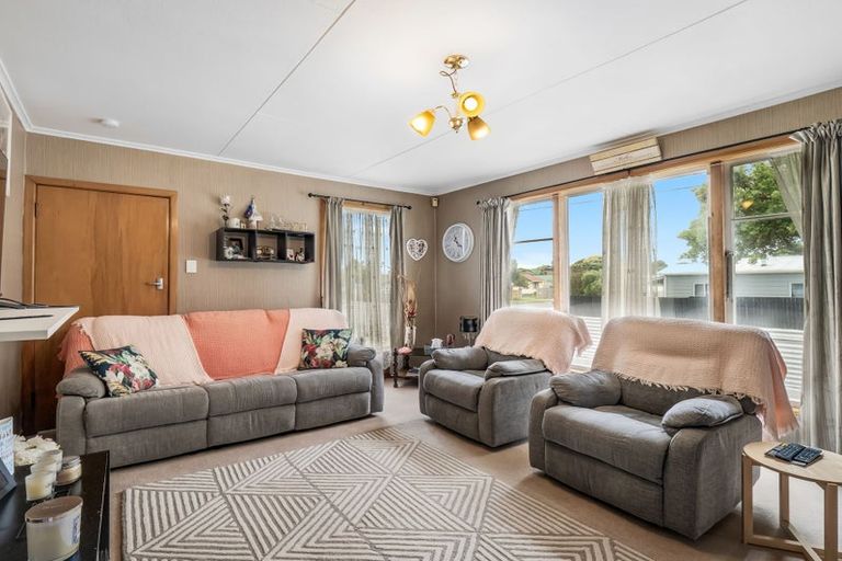 Photo of property in 72 Manuka Street, Castlecliff, Whanganui, 4501