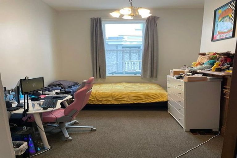 Photo of property in 244 The Terrace, Wellington Central, Wellington, 6011