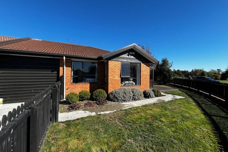 Photo of property in 1/49 Cowes Street, Avondale, Christchurch, 8061