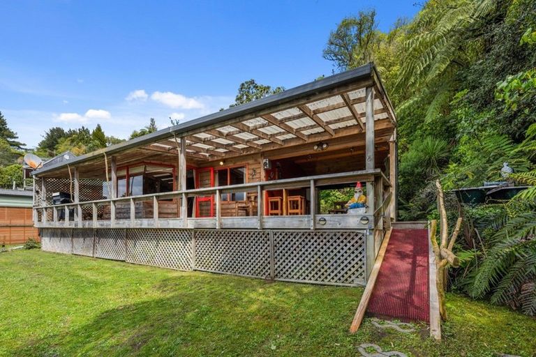 Photo of property in 272 Spencer Road, Lake Tarawera, Rotorua, 3076