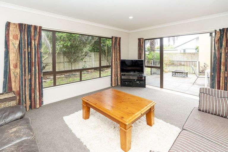 Photo of property in 16 Grasmere Court, Huntington, Hamilton, 3210