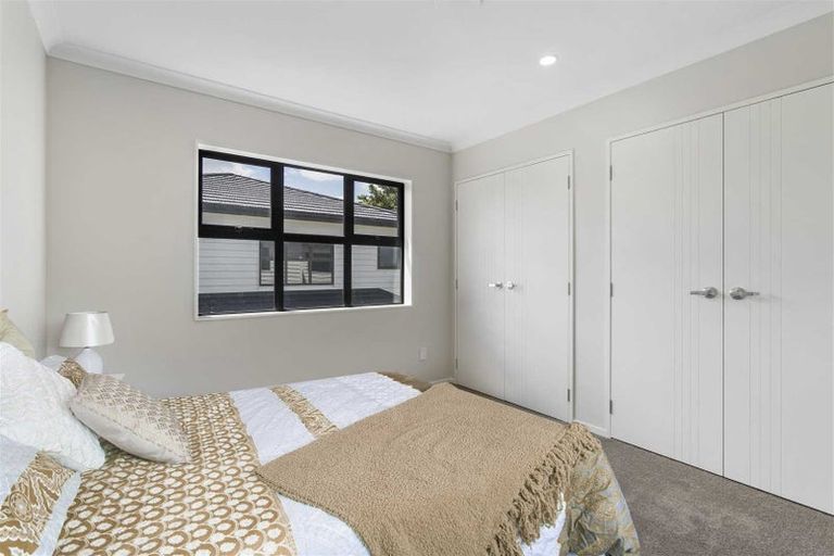 Photo of property in 8c Mahon Place, Papatoetoe, Auckland, 2025