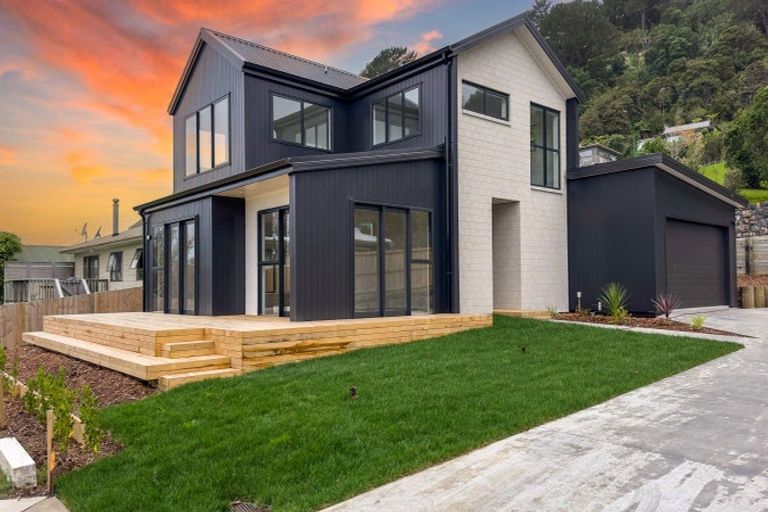 Photo of property in 4 Lynette Place, Pauanui, 3579