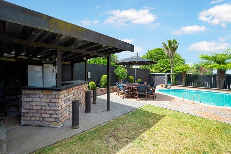 Photo of property in 360 Main Road, Huapai, Kumeu, 0810