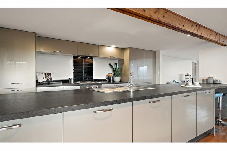 Photo of property in 77 Glenfield Crescent, Mairehau, Christchurch, 8052